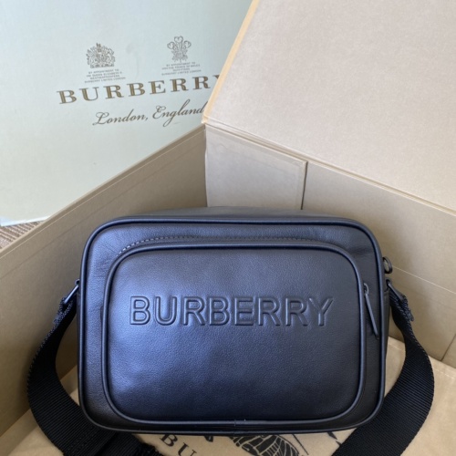 Burberry AAA Man Messenger Bags #951695