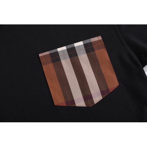 Replica Burberry T-Shirts Short Sleeved For Unisex #952117 $42.00 USD for Wholesale
