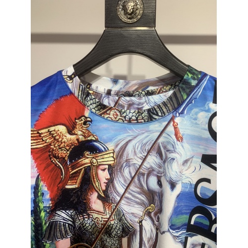 Replica Versace T-Shirts Short Sleeved For Men #952126 $40.00 USD for Wholesale
