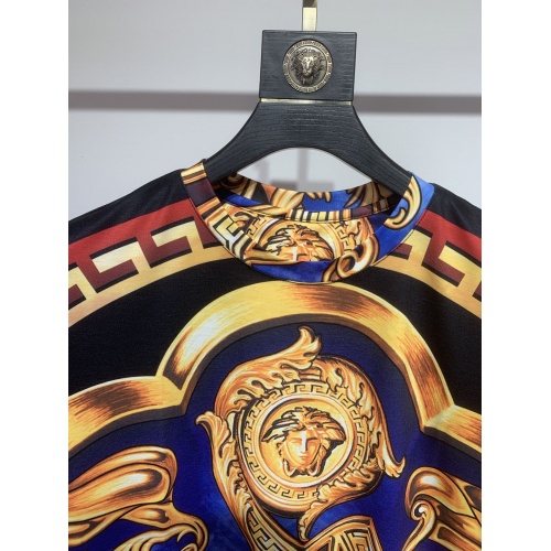 Replica Versace T-Shirts Short Sleeved For Men #952132 $40.00 USD for Wholesale