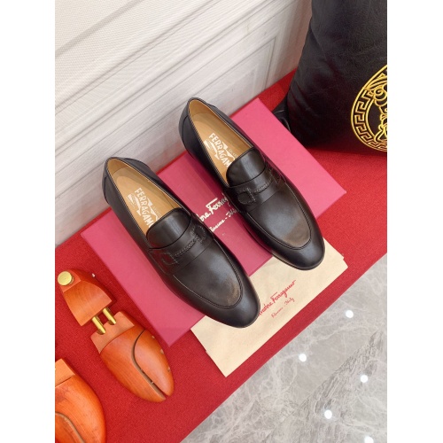 Replica Ferragamo Leather Shoes For Men #952147 $96.00 USD for Wholesale