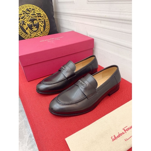 Ferragamo Leather Shoes For Men #952148