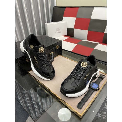 Replica Versace Casual Shoes For Men #952313 $76.00 USD for Wholesale