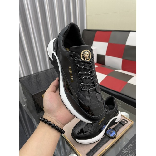 Replica Versace Casual Shoes For Men #952313 $76.00 USD for Wholesale