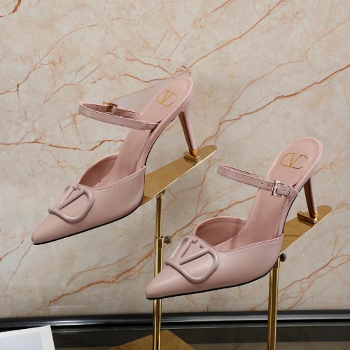 Valentino Sandal For Women #952607