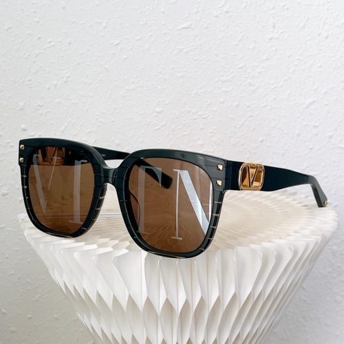 Valentino AAA Quality Sunglasses #952724