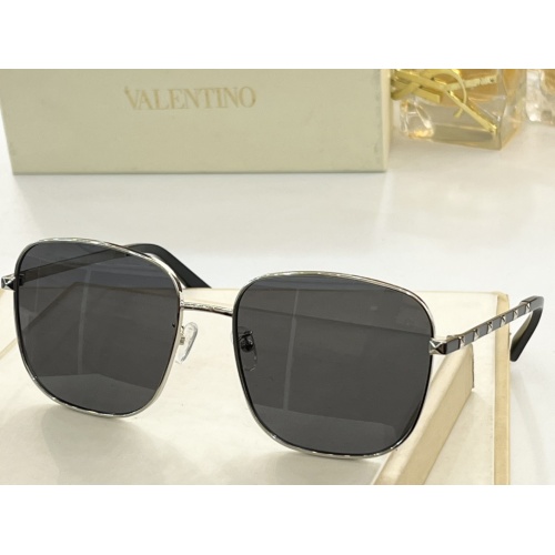 Valentino AAA Quality Sunglasses #952884