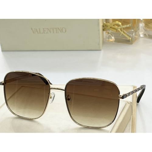 Valentino AAA Quality Sunglasses #952889