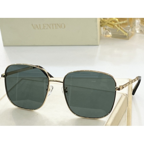 Valentino AAA Quality Sunglasses #952890 $60.00 USD, Wholesale Replica Valentino AAA Quality Sunglasses