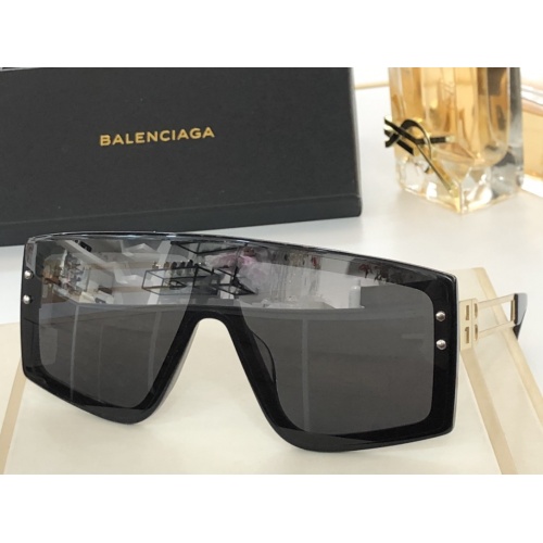 Balenciaga AAA Quality Sunglasses #952991