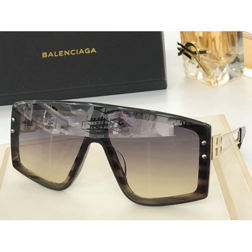 Balenciaga AAA Quality Sunglasses #952993
