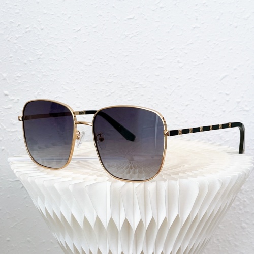 Valentino AAA Quality Sunglasses #953017