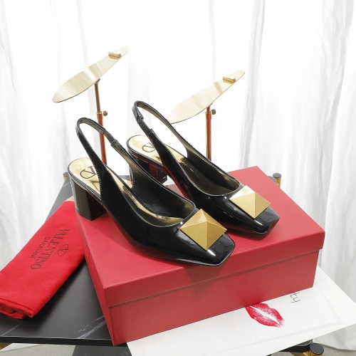 Valentino Sandal For Women #953164