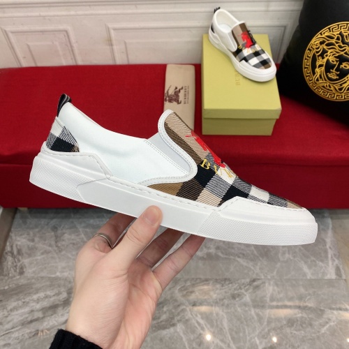 Replica Burberry Casual Shoes For Men #953569 $72.00 USD for Wholesale