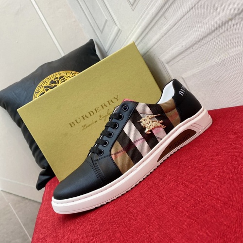 Replica Burberry Casual Shoes For Men #953572 $72.00 USD for Wholesale