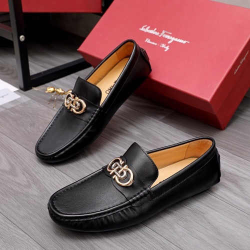 Ferragamo Leather Shoes For Men #954041