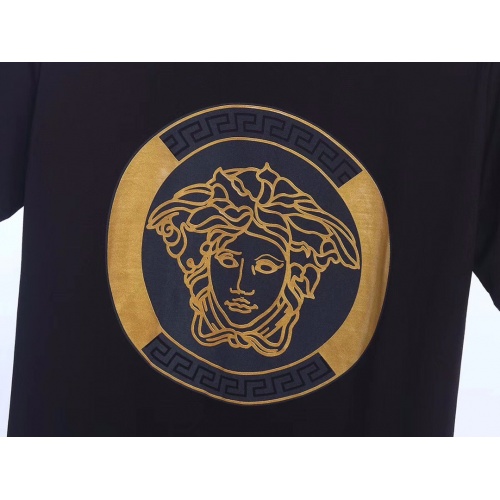 Replica Versace T-Shirts Short Sleeved For Men #954700 $27.00 USD for Wholesale