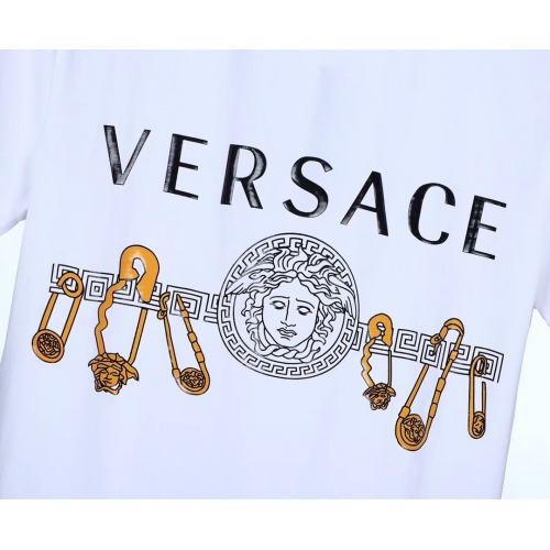 Replica Versace T-Shirts Short Sleeved For Men #954709 $27.00 USD for Wholesale