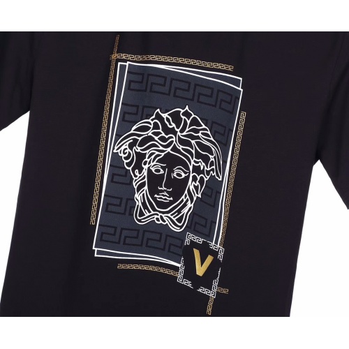 Replica Versace T-Shirts Short Sleeved For Men #954715 $27.00 USD for Wholesale