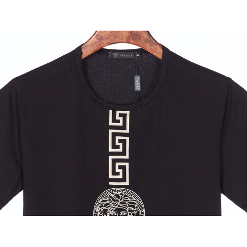Replica Versace T-Shirts Short Sleeved For Men #954718 $27.00 USD for Wholesale
