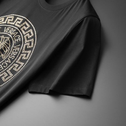 Replica Versace T-Shirts Short Sleeved For Men #955528 $36.00 USD for Wholesale