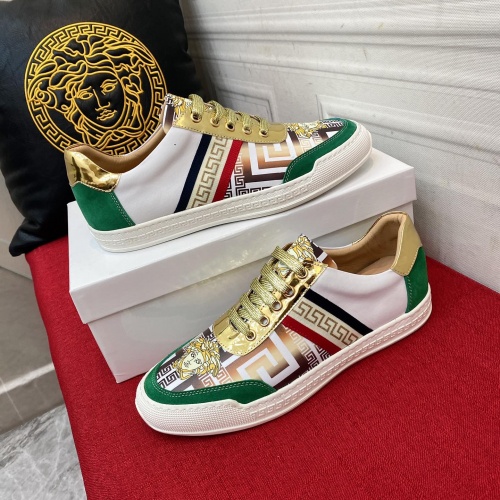 Replica Versace Casual Shoes For Men #956555 $72.00 USD for Wholesale