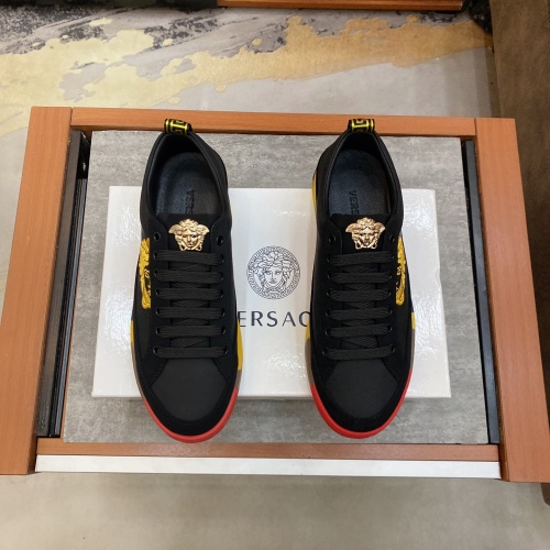 Replica Versace Casual Shoes For Men #956566 $68.00 USD for Wholesale