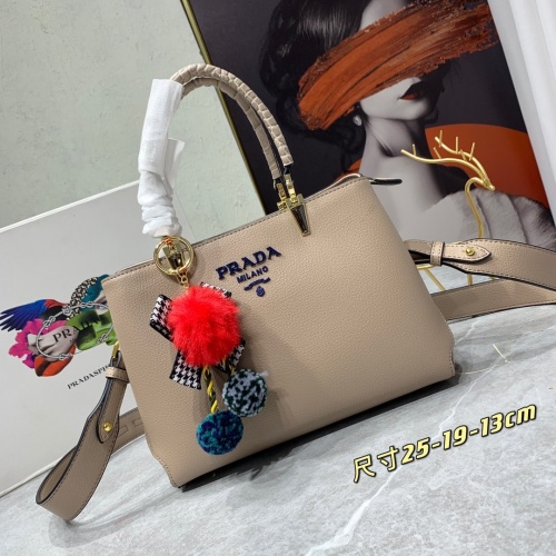 Prada AAA Quality Handbags For Women #956700