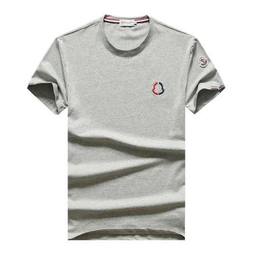 Moncler T-Shirts Short Sleeved For Men #956836