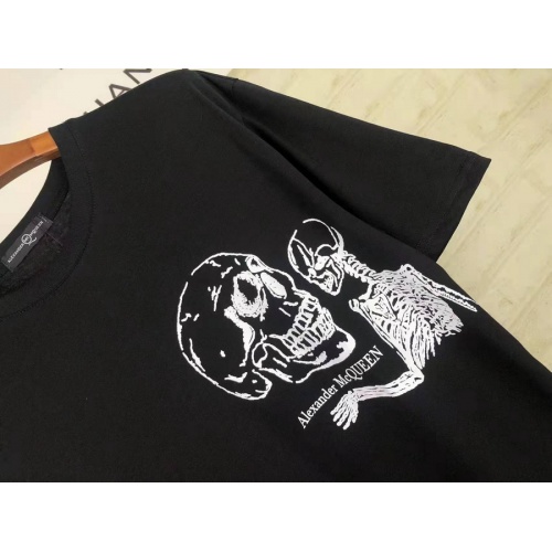 Replica Alexander McQueen T-shirts Short Sleeved For Unisex #957103 $29.00 USD for Wholesale