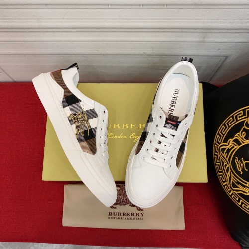 Burberry Casual Shoes For Men #957165