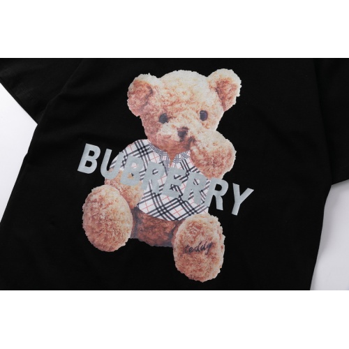 Replica Burberry T-Shirts Short Sleeved For Unisex #957184 $27.00 USD for Wholesale