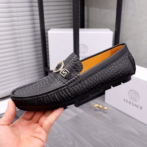 Replica Versace Leather Shoes For Men #957524 $68.00 USD for Wholesale