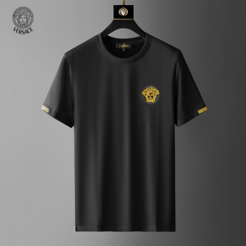 Replica Versace Tracksuits Short Sleeved For Men #957676 $68.00 USD for Wholesale