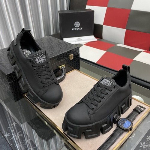 Versace Casual Shoes For Men #958153 $82.00 USD, Wholesale Replica Versace Casual Shoes