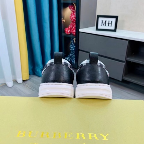 Replica Burberry Casual Shoes For Men #958626 $68.00 USD for Wholesale