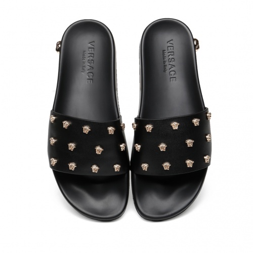 Versace Slippers For Women #958821