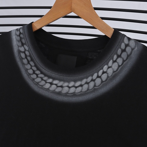 Replica Givenchy T-Shirts Short Sleeved For Unisex #958877 $38.00 USD for Wholesale