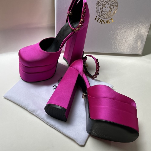 Replica Versace Sandal For Women #958935 $105.00 USD for Wholesale