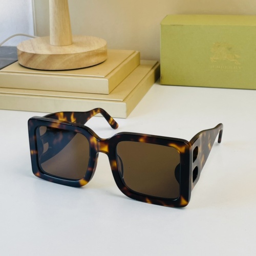 Burberry AAA Quality Sunglasses #959048