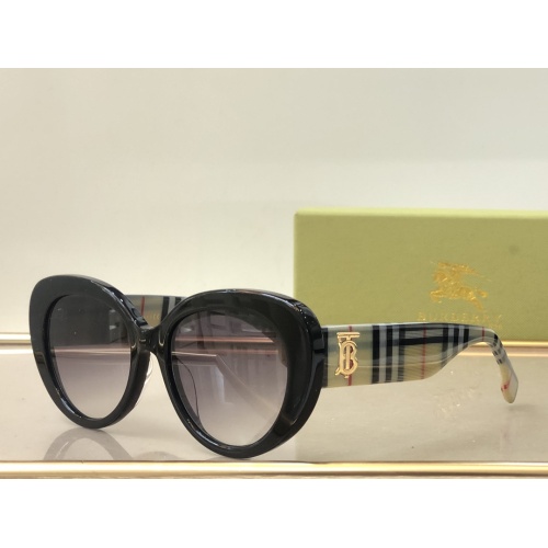 Burberry AAA Quality Sunglasses #959054