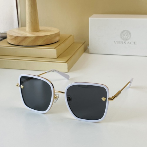 Versace AAA Quality Sunglasses #959261