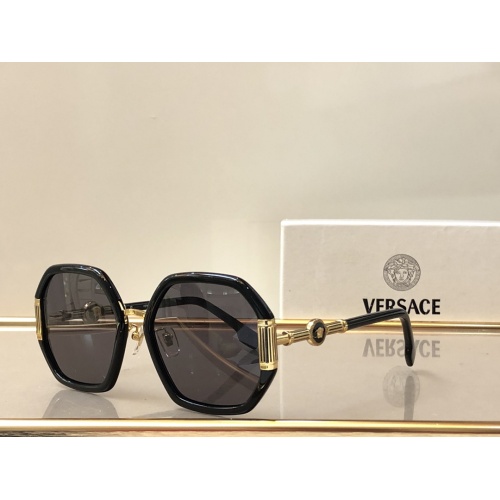 Versace AAA Quality Sunglasses #959270