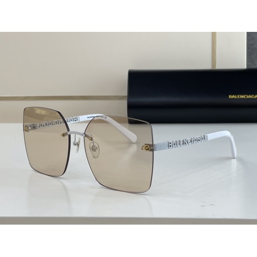 Balenciaga AAA Quality Sunglasses #959279