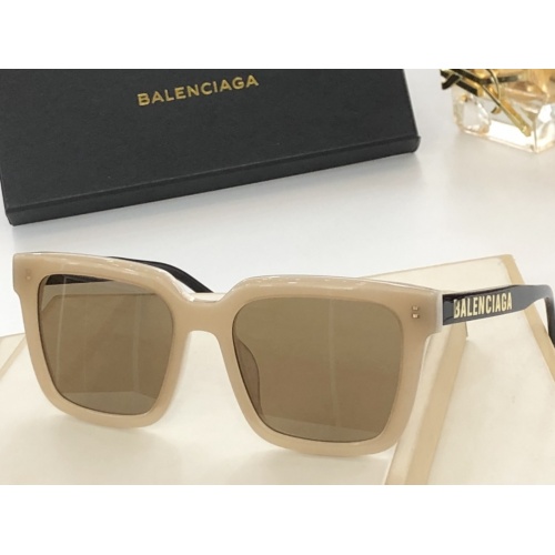 Balenciaga AAA Quality Sunglasses #959289