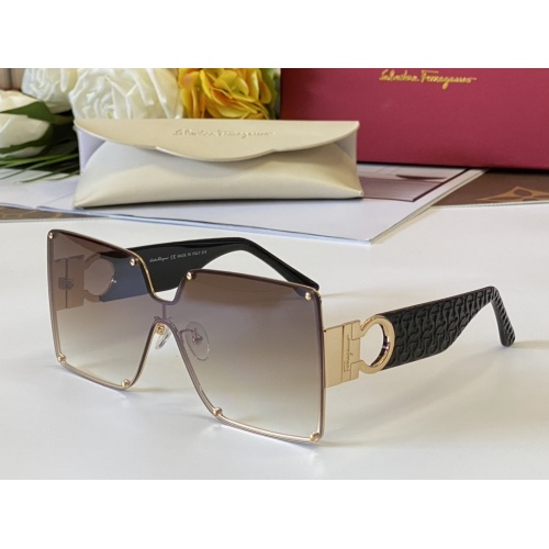 Salvatore Ferragamo AAA Quality Sunglasses #959708