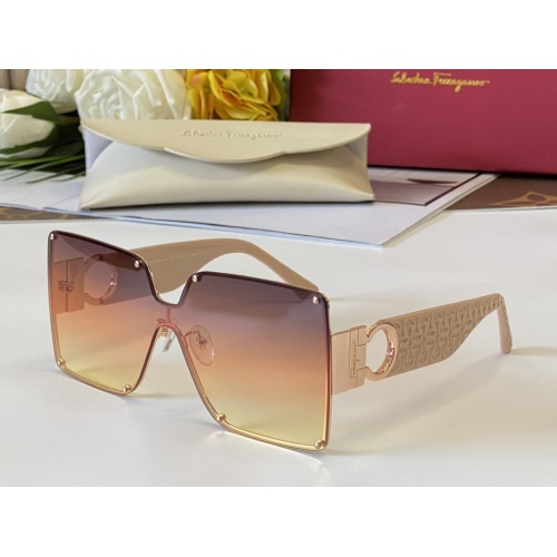 Salvatore Ferragamo AAA Quality Sunglasses #959711