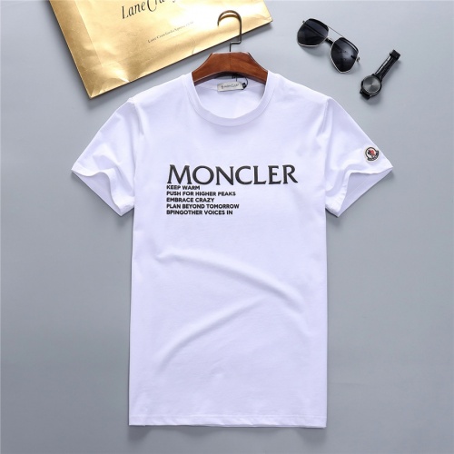 Moncler T-Shirts Short Sleeved For Men #959875