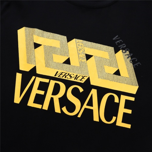 Replica Versace T-Shirts Short Sleeved For Men #959904 $27.00 USD for Wholesale