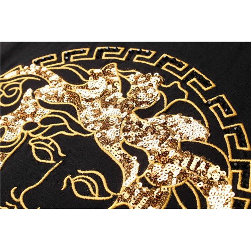 Replica Versace Tracksuits Short Sleeved For Men #960451 $60.00 USD for Wholesale